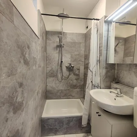 H-lodges - City-appartments In Apartman